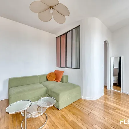 Apartment Bright Near Parc Des Buttes-chaumont *
